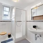 2 Wohnung, Mit Sonnenterasse *